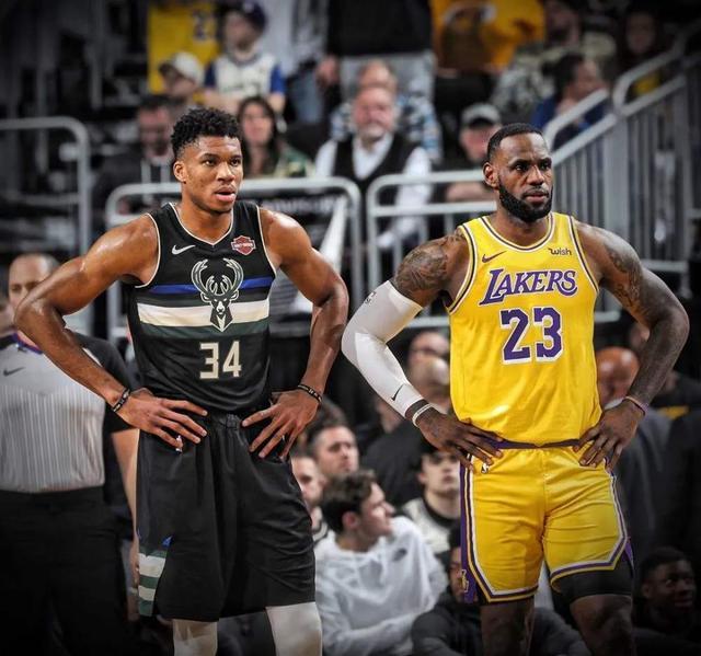 胡尔克谈转会传闻：媒体谈论的比我自己知道的还多（胡尔克回应转会传闻：媒体说得比我还多）